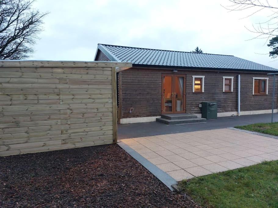 Luxurious Log Cabin With Lay-Z Spa Hot Tub Villa Ballina  Luaran gambar