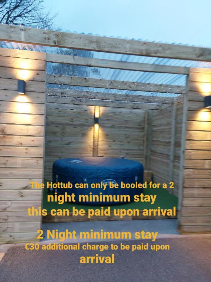 Luxurious Log Cabin With Lay-Z Spa Hot Tub Villa Ballina  Luaran gambar
